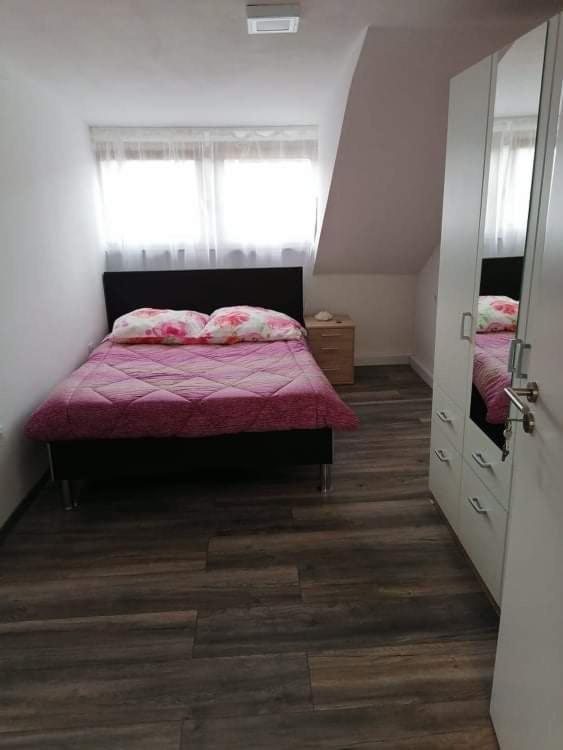 Andreea Apartment Saarlouis